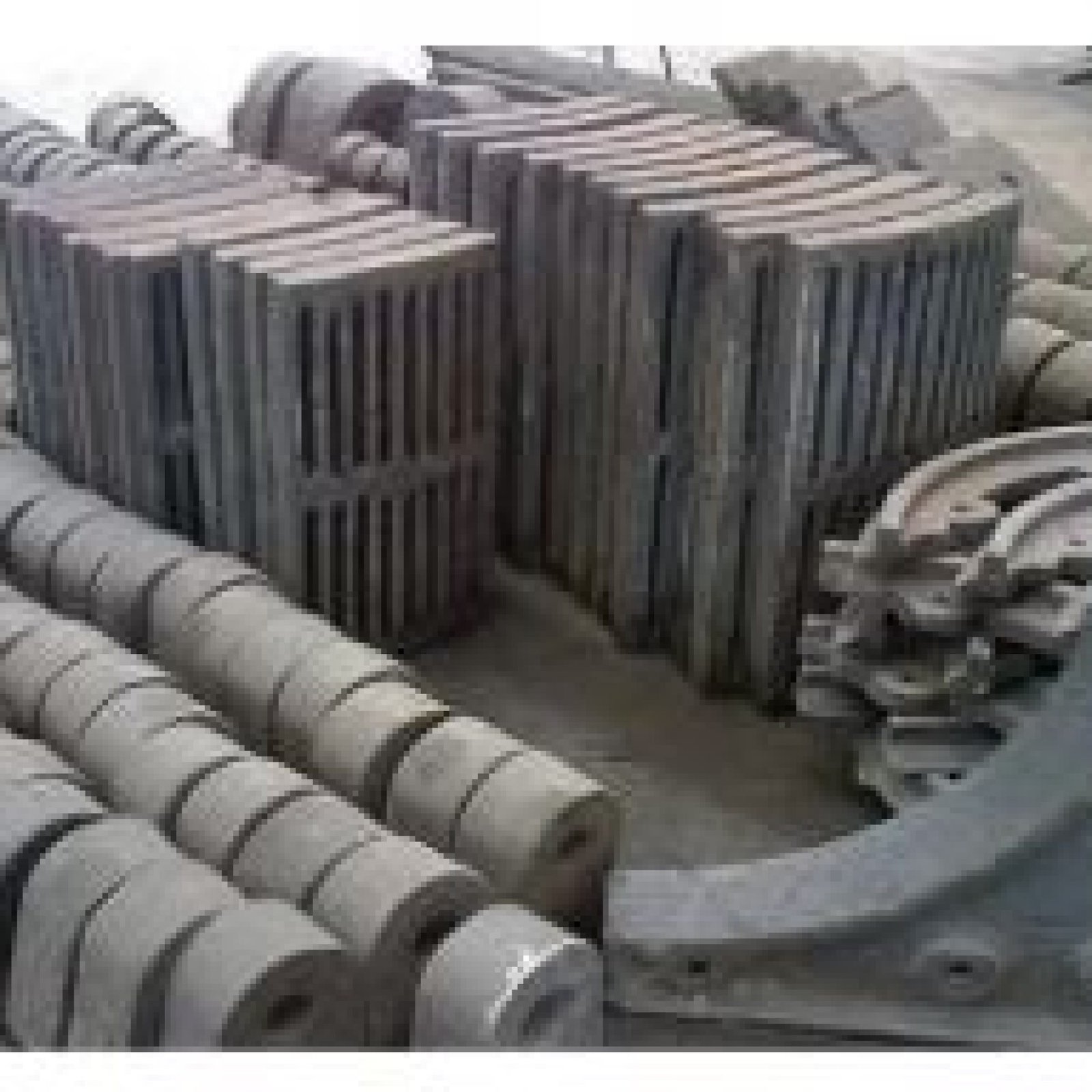 Mill liner , Hammers